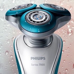 Philips 飞利浦 7000 干湿两用电动剃须刀 敏感肌也适用