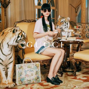 上新：SSENSE Gucci 虎年限定 男女款老虎T恤$850起