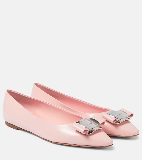 粉色芭蕾鞋