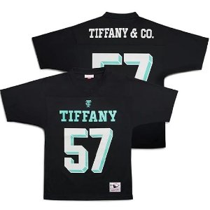 Tiffany x NFL 联名为庆祝超级杯