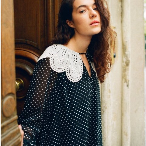 Claudie Pierlot慵懒法风！缎面上衣