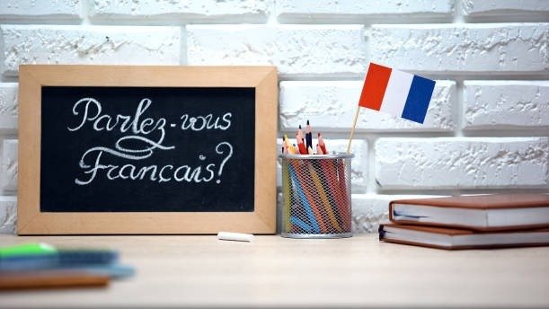 旅游必备法语大全，不会法语、法语不好也能轻松玩转法国！