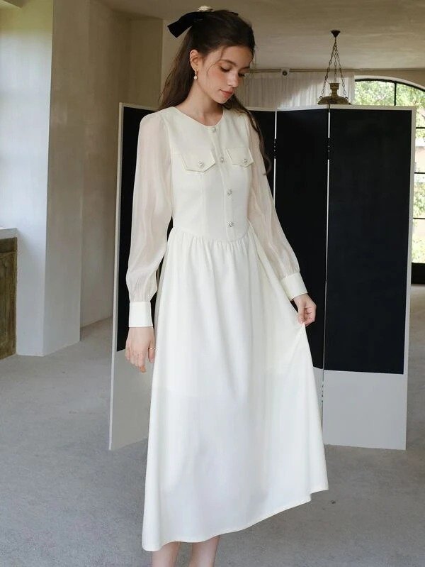 白色连衣长裙
