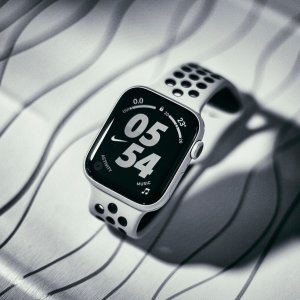 父亲节送礼：Apple Watch 5 智能手表 直降$60