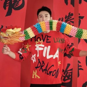 即将截止：Fila 好价💥立领夹克$25(官$120) 卫衣$22