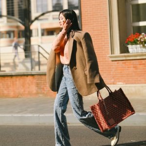 THE OUTNET 初秋西装 Maje小香风€167 Ganni牛仔西服€141