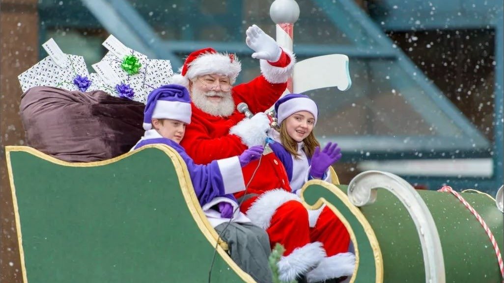 伤心！因没有赞助商，温哥华圣诞老人大游行连续第三年被取消！