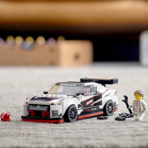 LEGO 76896 日产GTR Nismo赛车 战神的终极进化版