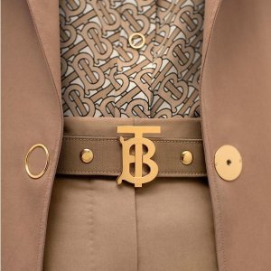 Burberry 精选新款热卖 收卫衣、风衣、美鞋、配饰