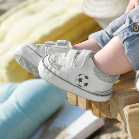 低至€15宝宝的第一双鞋！学步期也能穿 Adidas、Crocs凉鞋全都有