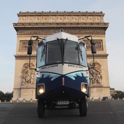 法国两栖巴士