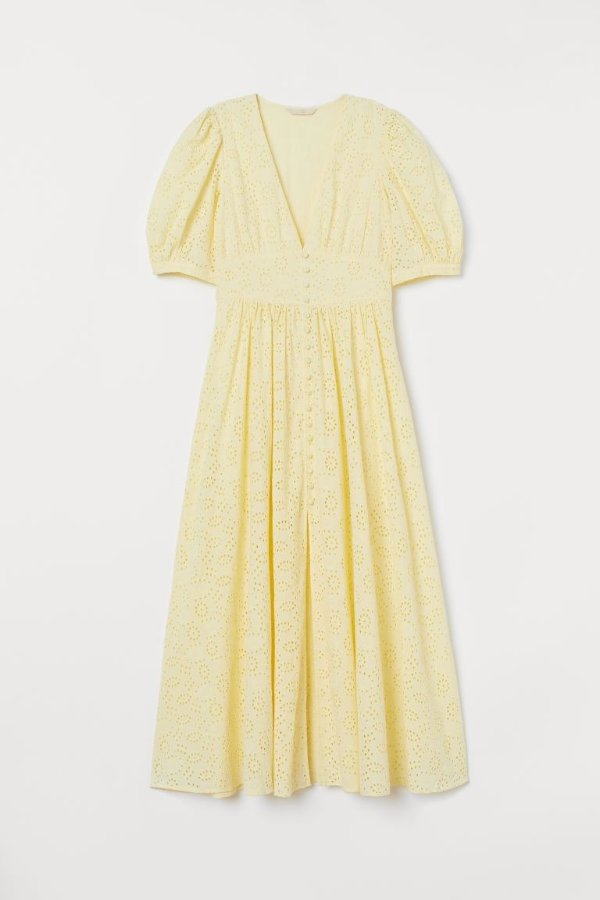 淡黄的长裙