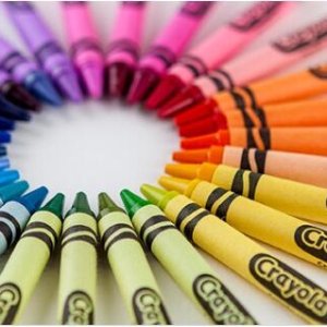 Crayola 小儿童、大儿童都爱的性价比画笔 24色蜡笔只要$2