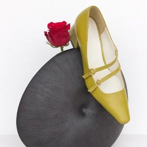KAREN WHITE 简约经典设计美鞋 优雅玛丽珍$200+