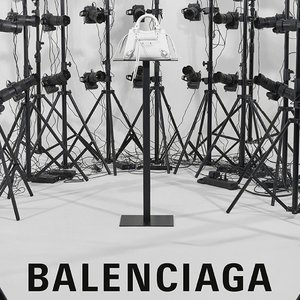 Balenciaga 冬季大促上新 收经典Logo、贝壳包等全系列、