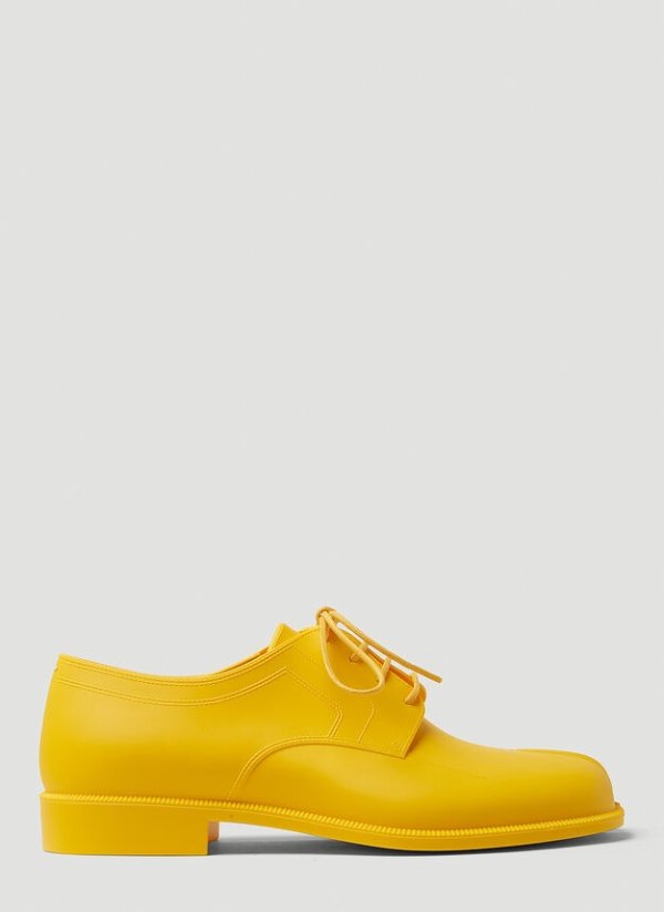 Lace Up Tabi Shoes in Yellow