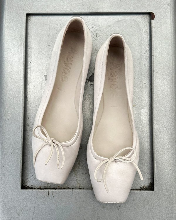 灰白色 Gabriella 芭蕾鞋