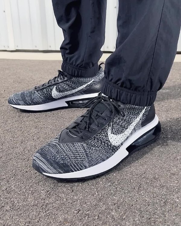 Air Max Flyknit 球鞋