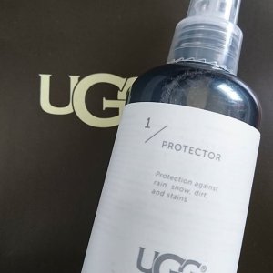 UGG 羊皮麂皮鞋 通用护理喷雾6 oz.