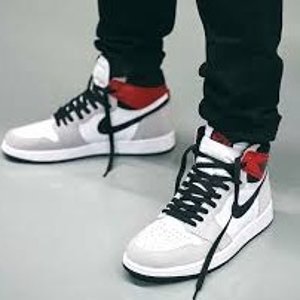 Nike官网 Air Jordan 1 "SMOKE GREY"配色