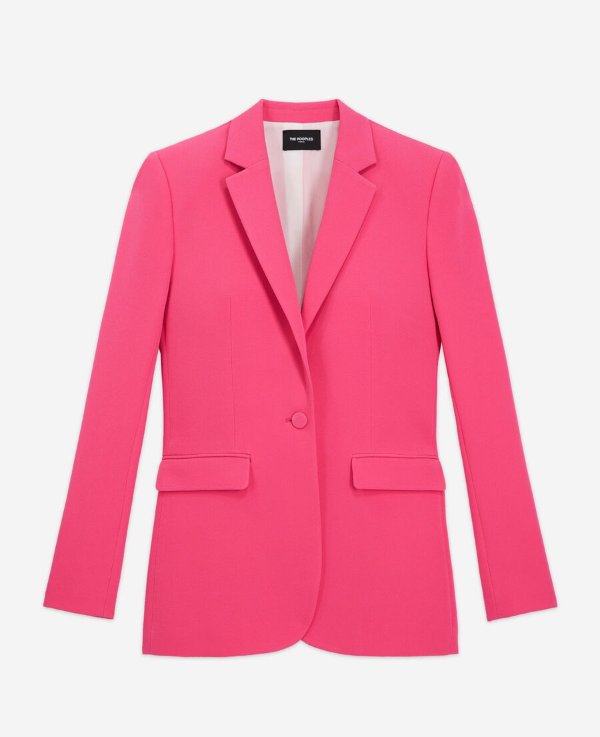 亮粉色西装外套