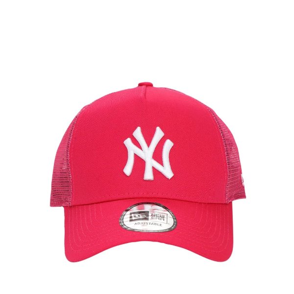 红色刺绣棒球帽
