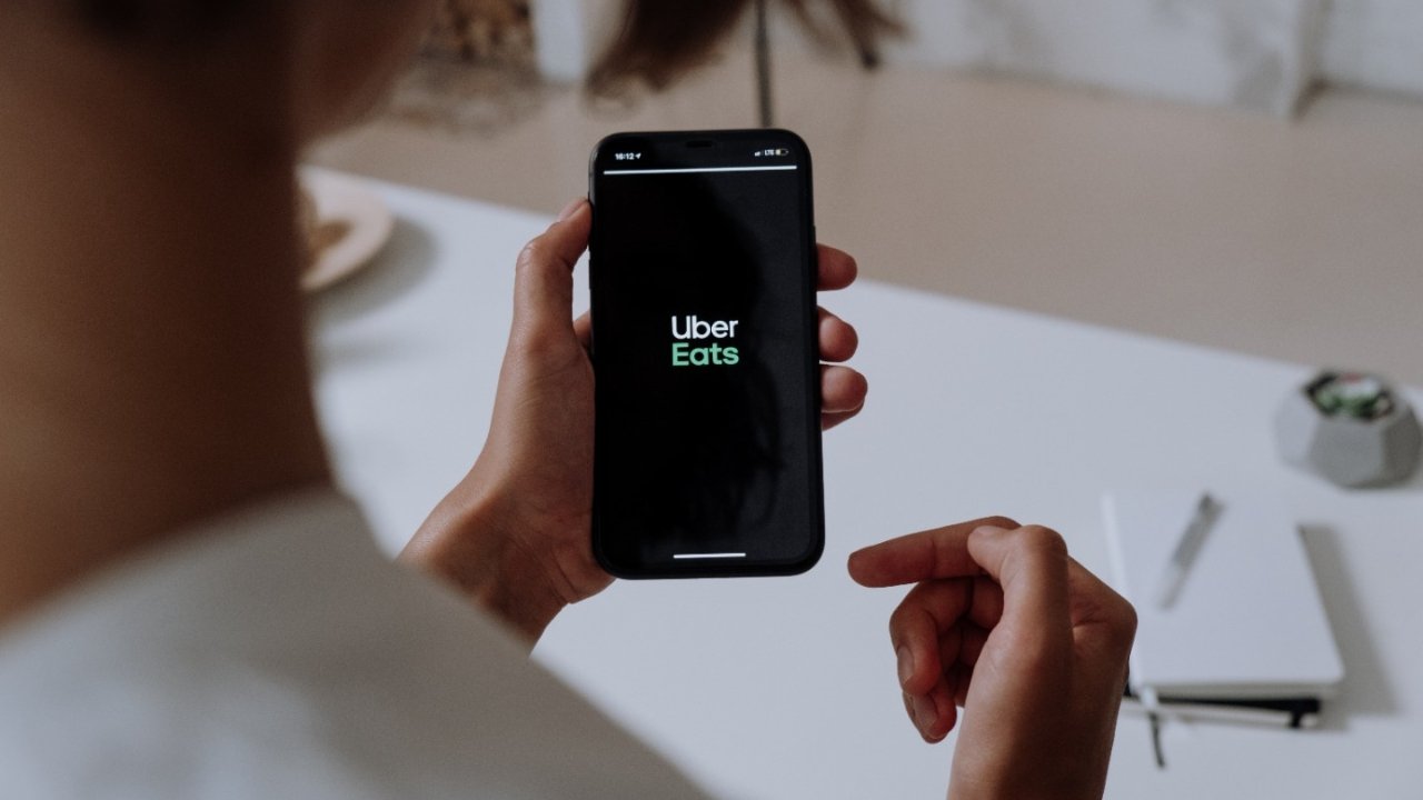 Uber Eats 推出新服务！改变送货价格结构，餐厅支付佣金降低了！