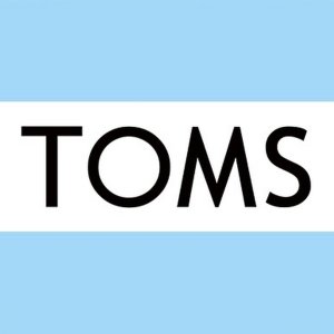 闪购：Toms官网 春季印花款帆布鞋热卖 收厚底新款帆布鞋