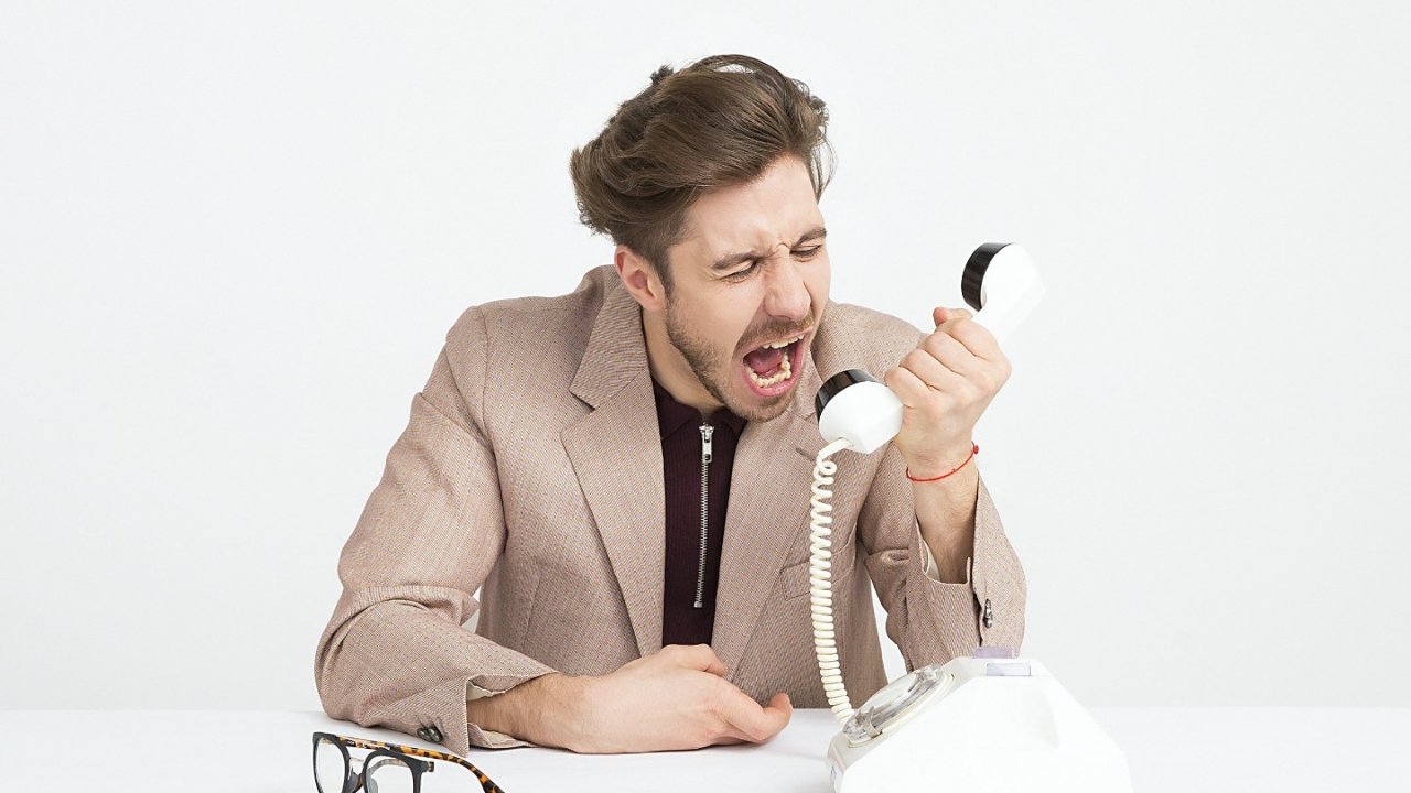 法国人通电话常用表达总结 ，告别电话铃声恐惧症！附常用法语口语例句