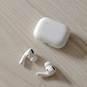 Apple AirPods Pro 无线降噪耳机