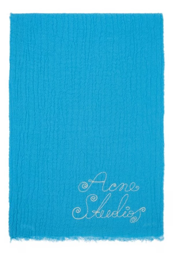 蓝色刺绣围巾