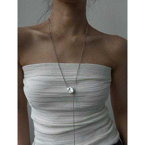 COS直角肩信手拈来！抹胸上衣