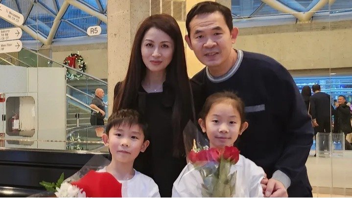 飞来横祸！华人导游被大巴脱落轮胎击中身亡，家人网上求援！