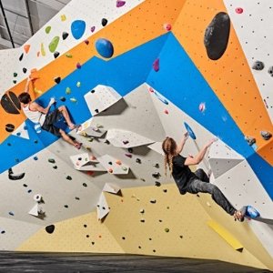 Hub Climbing 室内攀岩 挑战你的身体极限