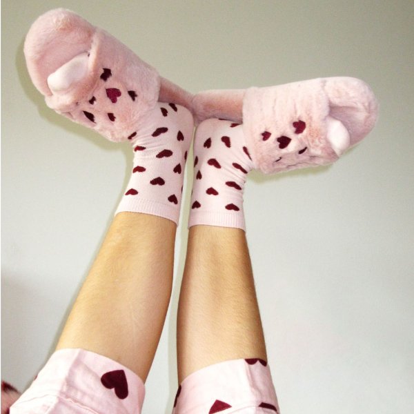 草莓粉毛毛拖鞋