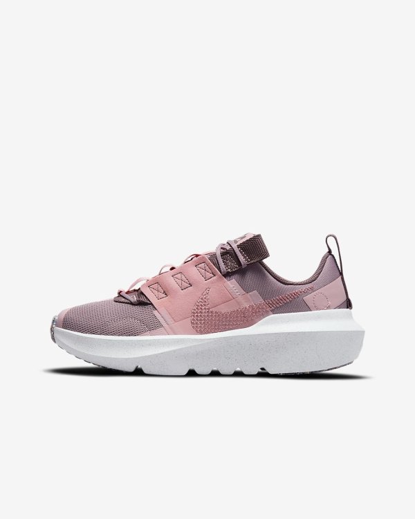 草莓粉拼色运动鞋