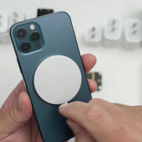 折后€38 科技改变生活Apple MagSafe 磁吸式充电器 iPhone 12专用快充 效率超高