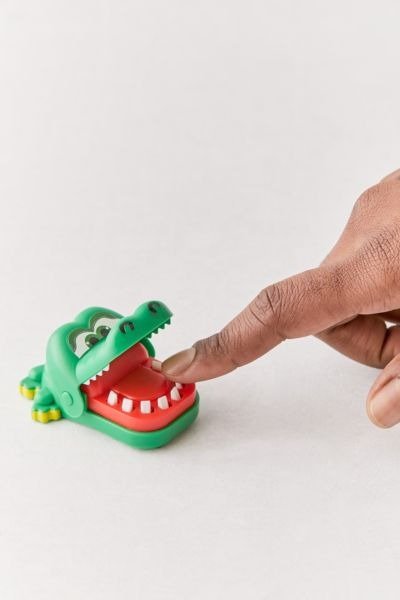 世界上超小的鳄鱼玩具