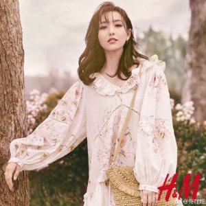 H&M 折扣区上新 超多仙女裙热卖 抓住夏天的尾巴美一美