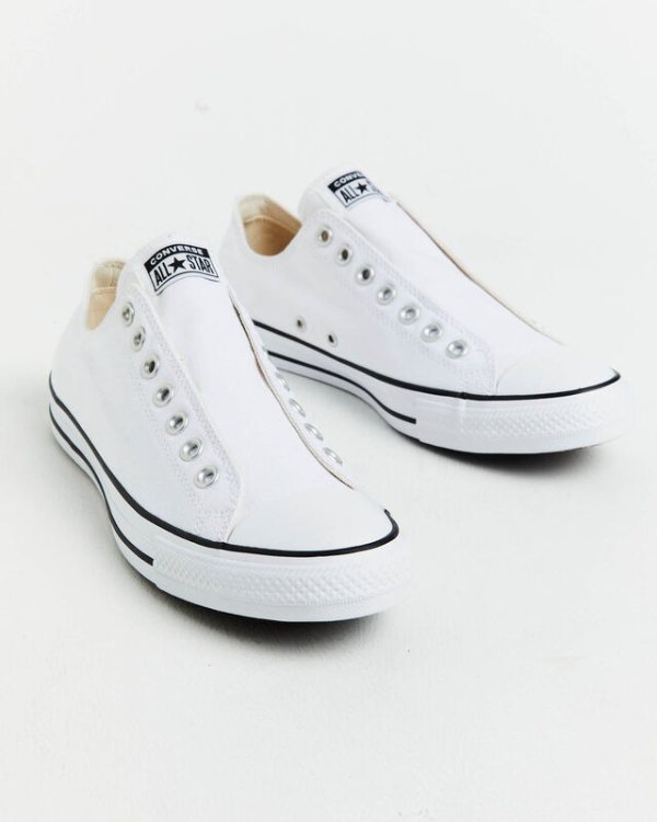 Chuck Taylor All Star 帆布鞋