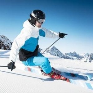 Amazon 滑雪装备热卖 收护目镜、头盔、面罩手套等 防寒保暖