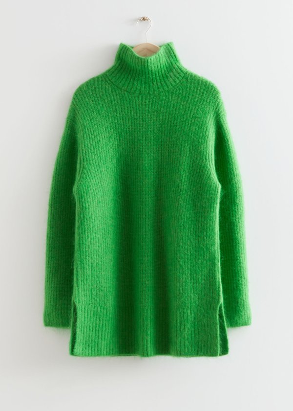 绿色马海毛毛衣