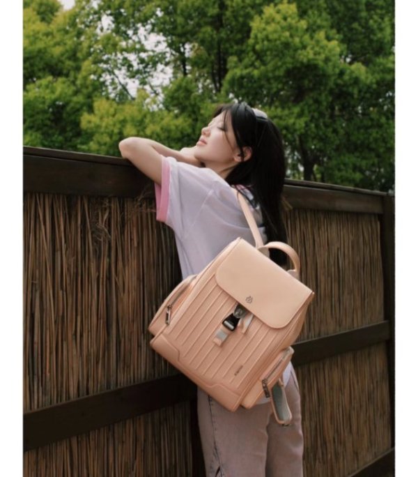 【新品未使用】リモワ Never Still バックパック　ROSE PINK RIMOWA NEVER STILL Backpack DESERT ROSE Pink Canvas Leather