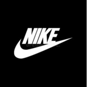 新年礼物：Nike 百搭运动鞋、衣服 Legging $45 限定款空军1号$167