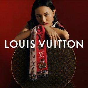 上新：Louis Vuitton 虎年限定 正红毛线帽€380 封面Twilly€190