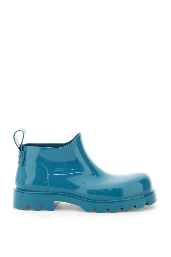 湖蓝色雨靴