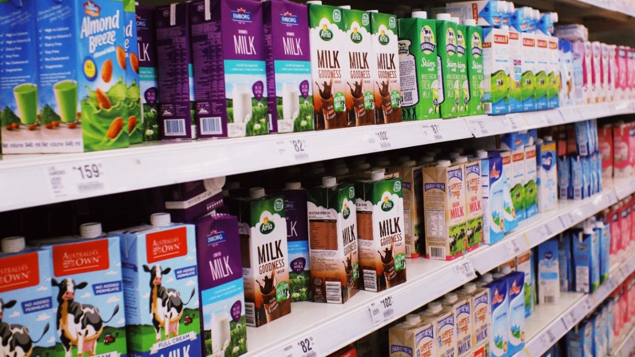 加拿大零售商价格冻结结束，乳制品成本将上涨，牛奶又要涨价了！