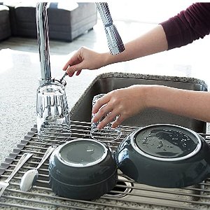 厨房水槽用沥水器 可折叠 易于收纳 还可用作隔热垫哦