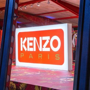 限今天：Kenzo 私促重磅开场 红色虎头卫衣€95 过年再买就晚了！
