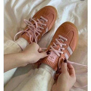 adidas Originals韩国直接卖断货水蜜桃粉Gazelle 